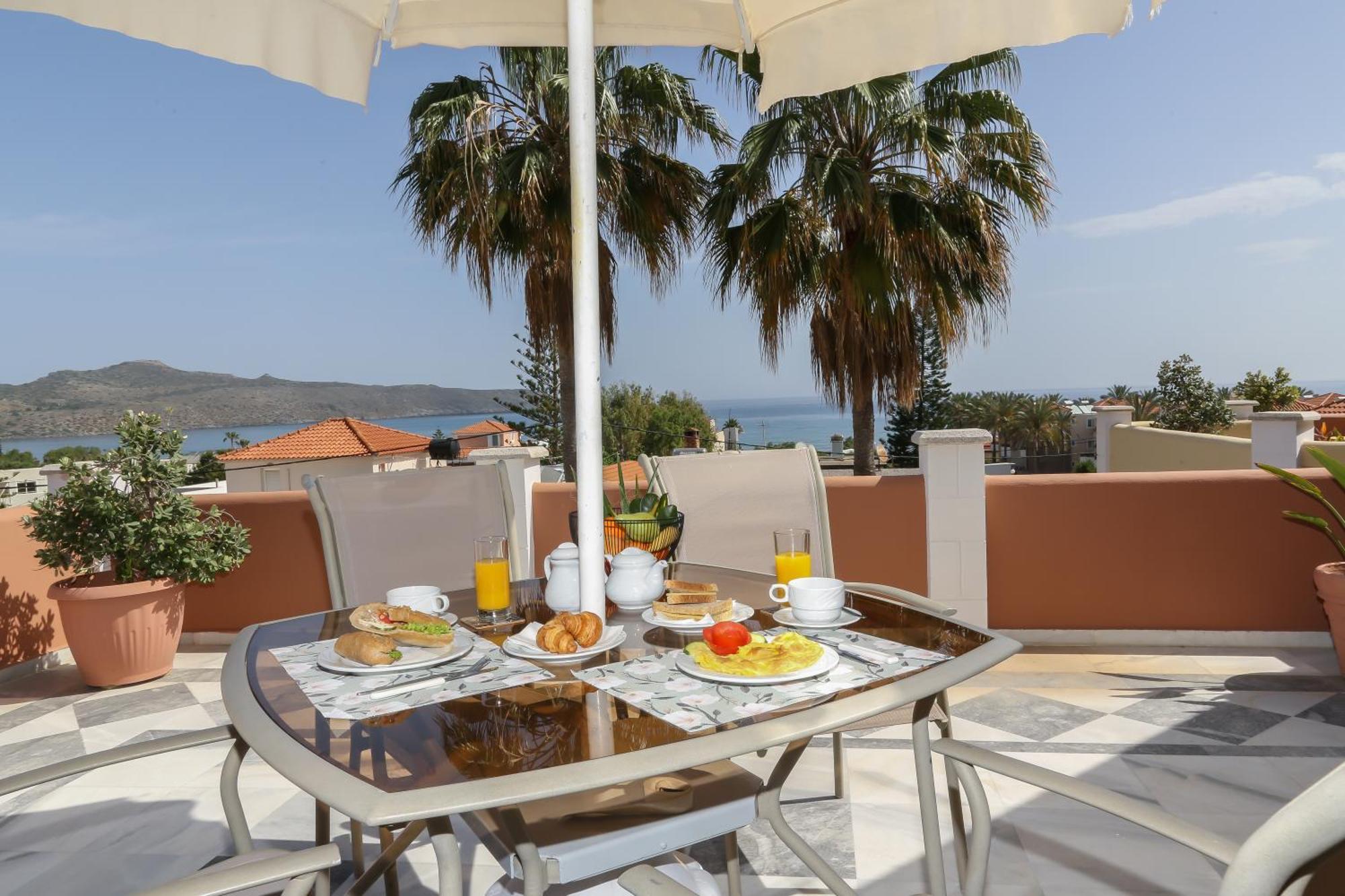 Heaven Apartments Agia Marina Extérieur photo